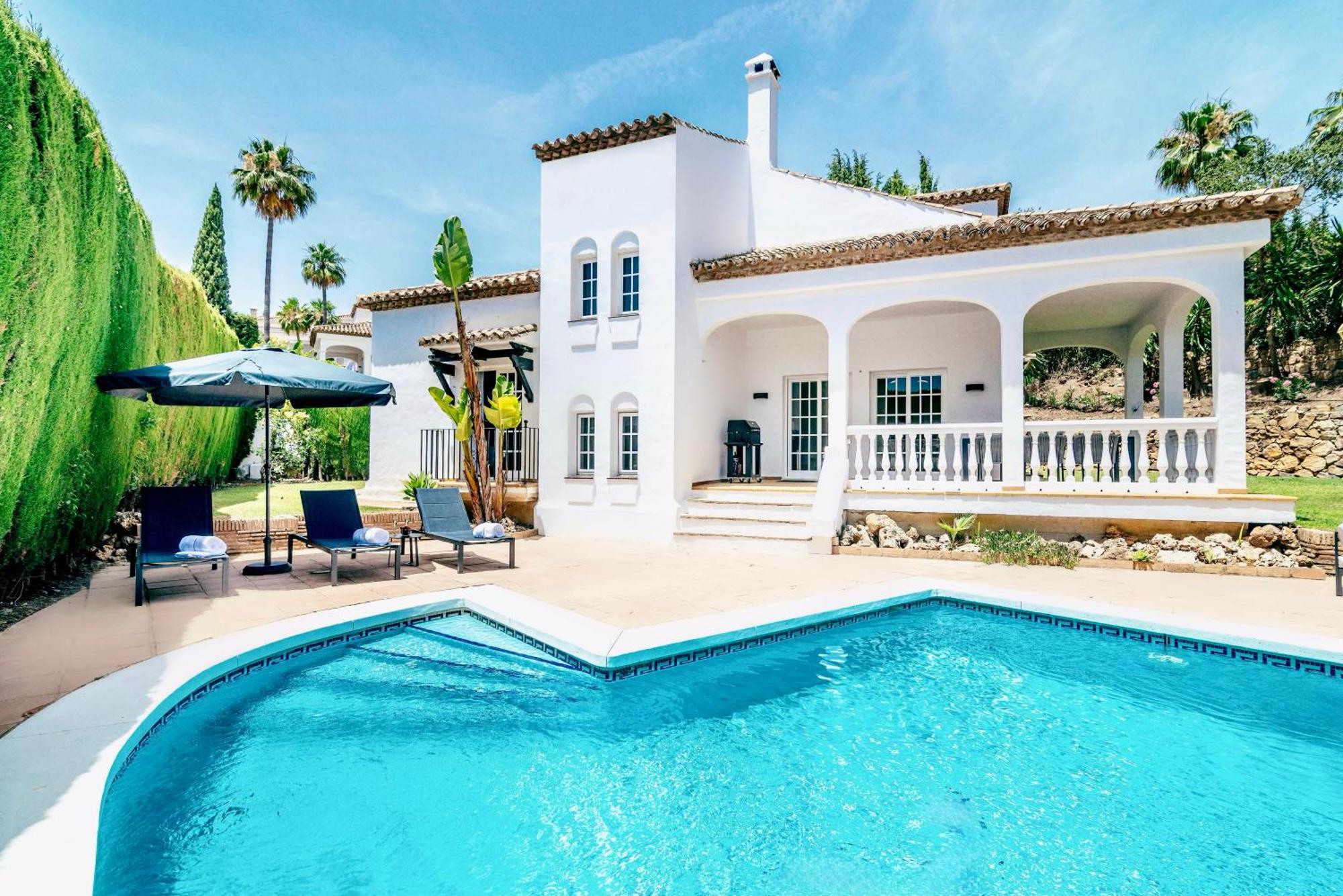 4 Bedroom In Location - Heated Pool * Marbella