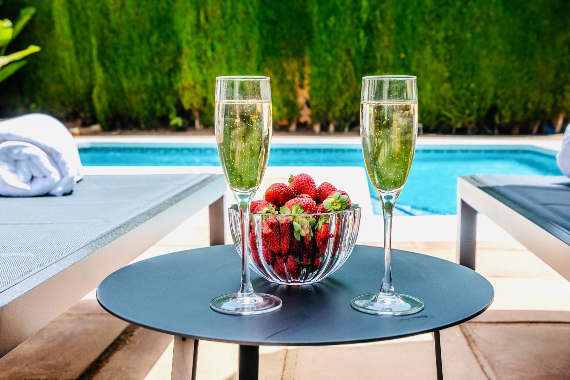 Villa 4 Bedroom In Location - Heated Pool