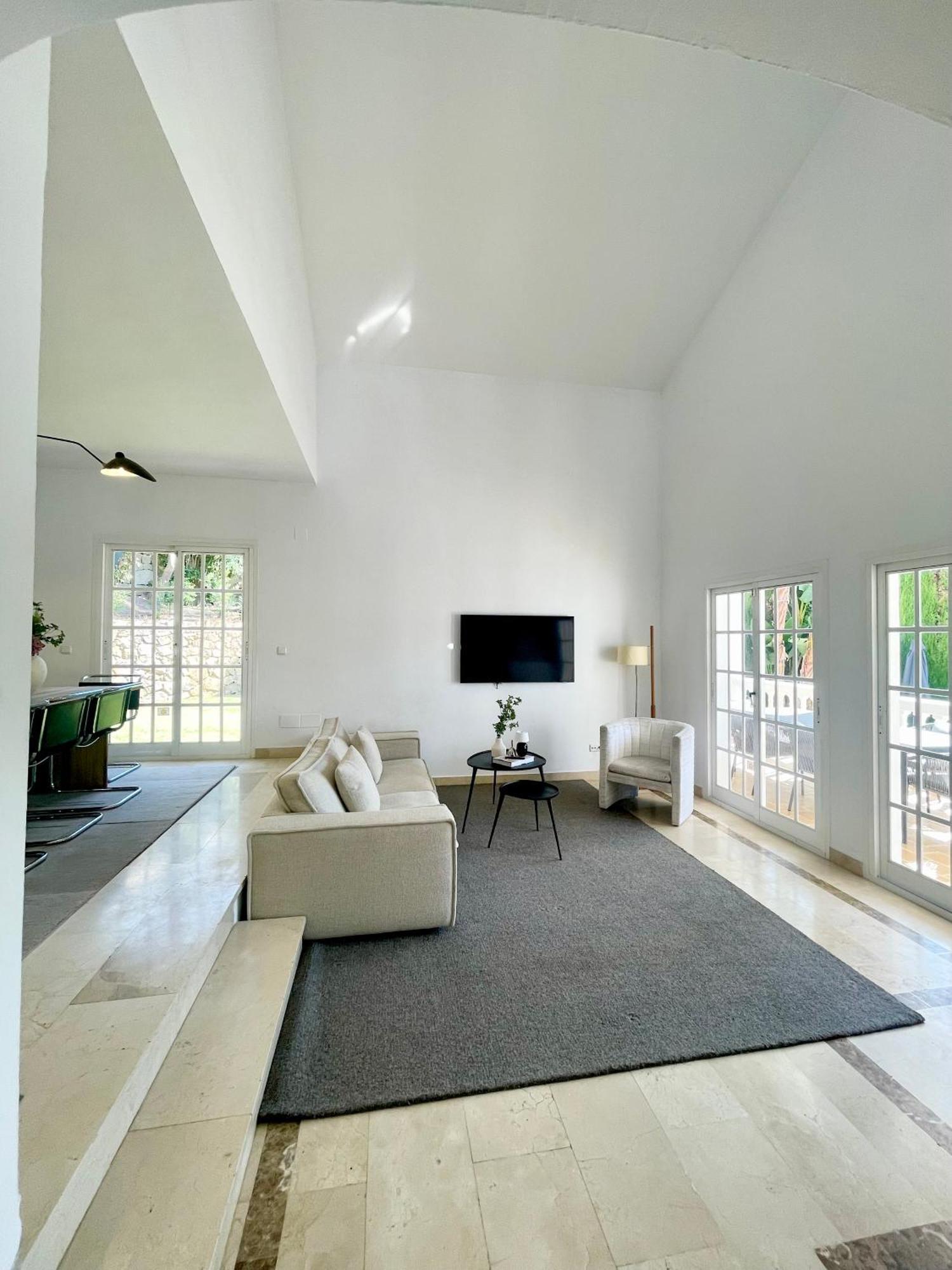 4 Bedroom In Location - Heated Pool Villa
